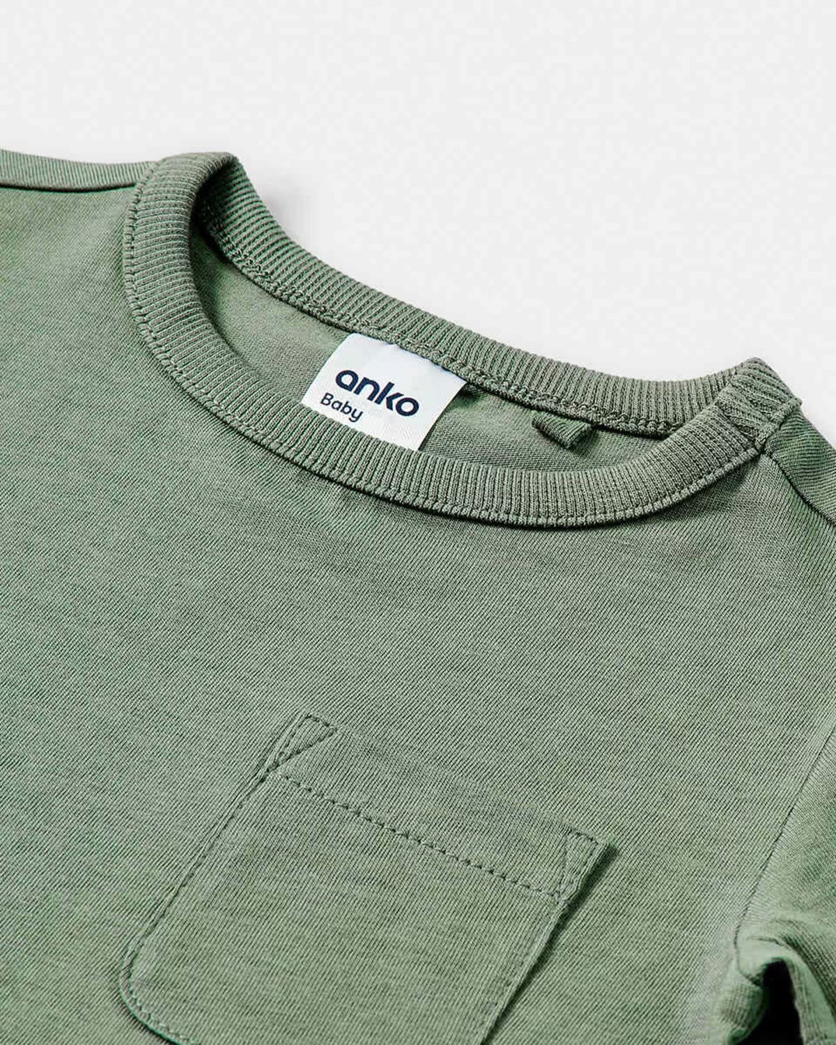 Pocket T-shirt -(size 3-6M)