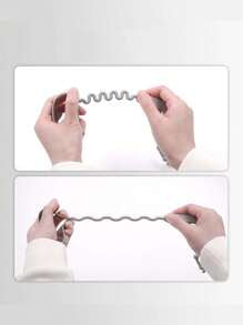 Silicone Anti-drop Rope For Baby Bottles, Water Bottles And Toys. It Is Suitable For Strollers, High Chairs And Car Seats. It Does Not Contain Bpa.