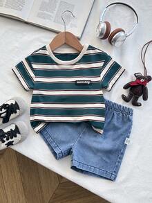 SHEIN Playful Pals 3-Year-Old Baby Boy Blue White Stripe Summer Casual Page Boy Outfit,Includes Cartoon T-Shirt And Light Blue Denim Shorts,Cute Children's Everyday Wear