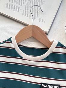 SHEIN Playful Pals 3-Year-Old Baby Boy Blue White Stripe Summer Casual Page Boy Outfit,Includes Cartoon T-Shirt And Light Blue Denim Shorts,Cute Children's Everyday Wear