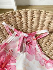SHEIN Playful Pals 2pcs Baby Girl Toddler/Newborn 0-3Y Spring/Summer Dopamine Vibrant Color Vacation Sleeveless Top + Shorts Set, Infant Spring/Summer Outfit