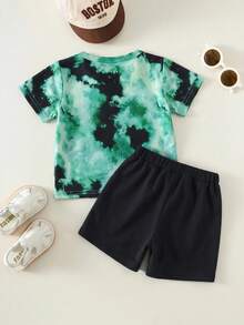 SHEIN 2pcs/Pack Unisex Baby Boy Girl Summer Tie-Dye Racing Car Print Round Neck Short Sleeve Top And Shorts Set,Cute Shades Of Green Vacation Outfit