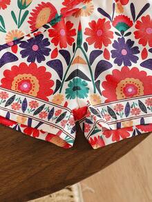 SHEIN 2pcs/Set Toddler Girls' Bohemian Floral Print Halter Sleeveless Top & Shorts Set