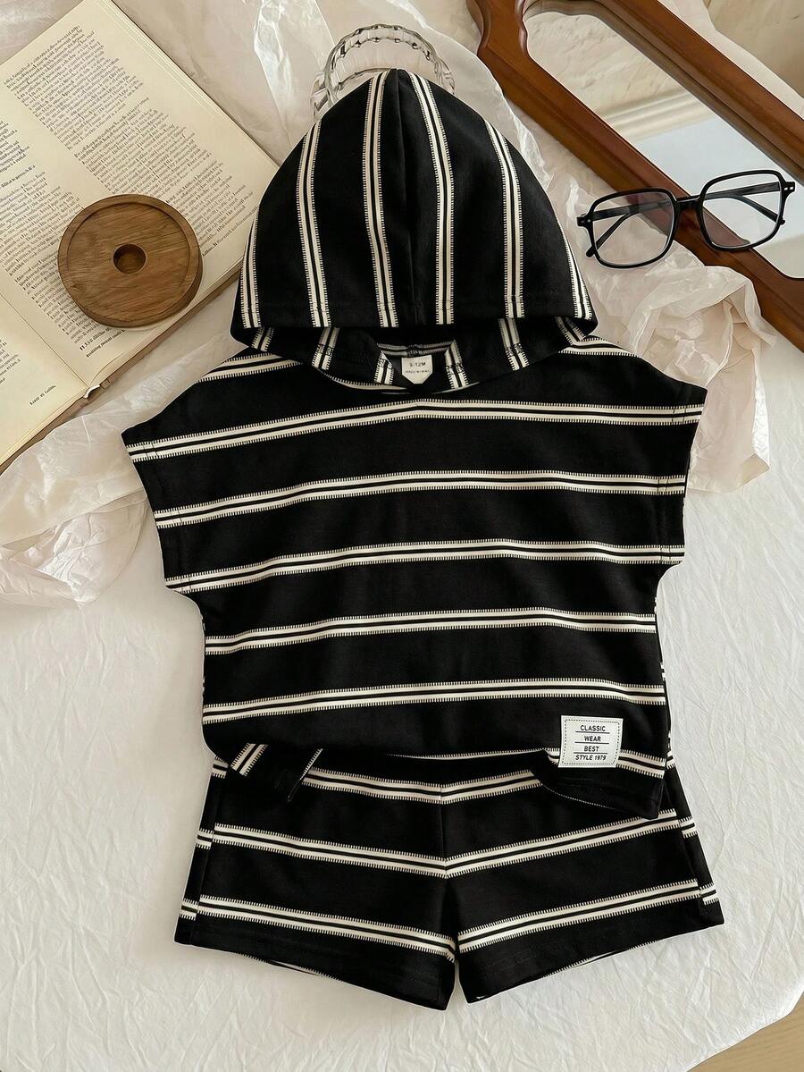 Baby Boy Summer Casual Vacation & Daily Wear Contrast Stripe & Letter Print Bat Wing Hoodie T-Shirt And Shorts Set