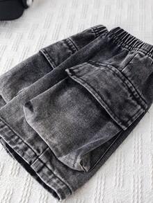 SHEIN 2pcs Baby Boy Summer Casual Street Style Grey Camo T-Shirt And Cargo Denim Shorts Black Denim Pants Set
