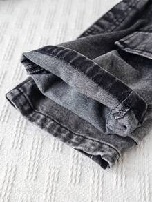 SHEIN 2pcs Baby Boy Summer Casual Street Style Grey Camo T-Shirt And Cargo Denim Shorts Black Denim Pants Set