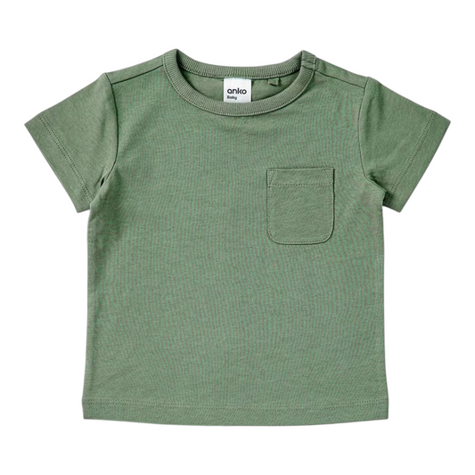 Pocket T-shirt -(size 3-6M)