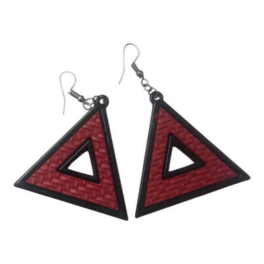 Handmade rattan weave in a geometric triangle design.