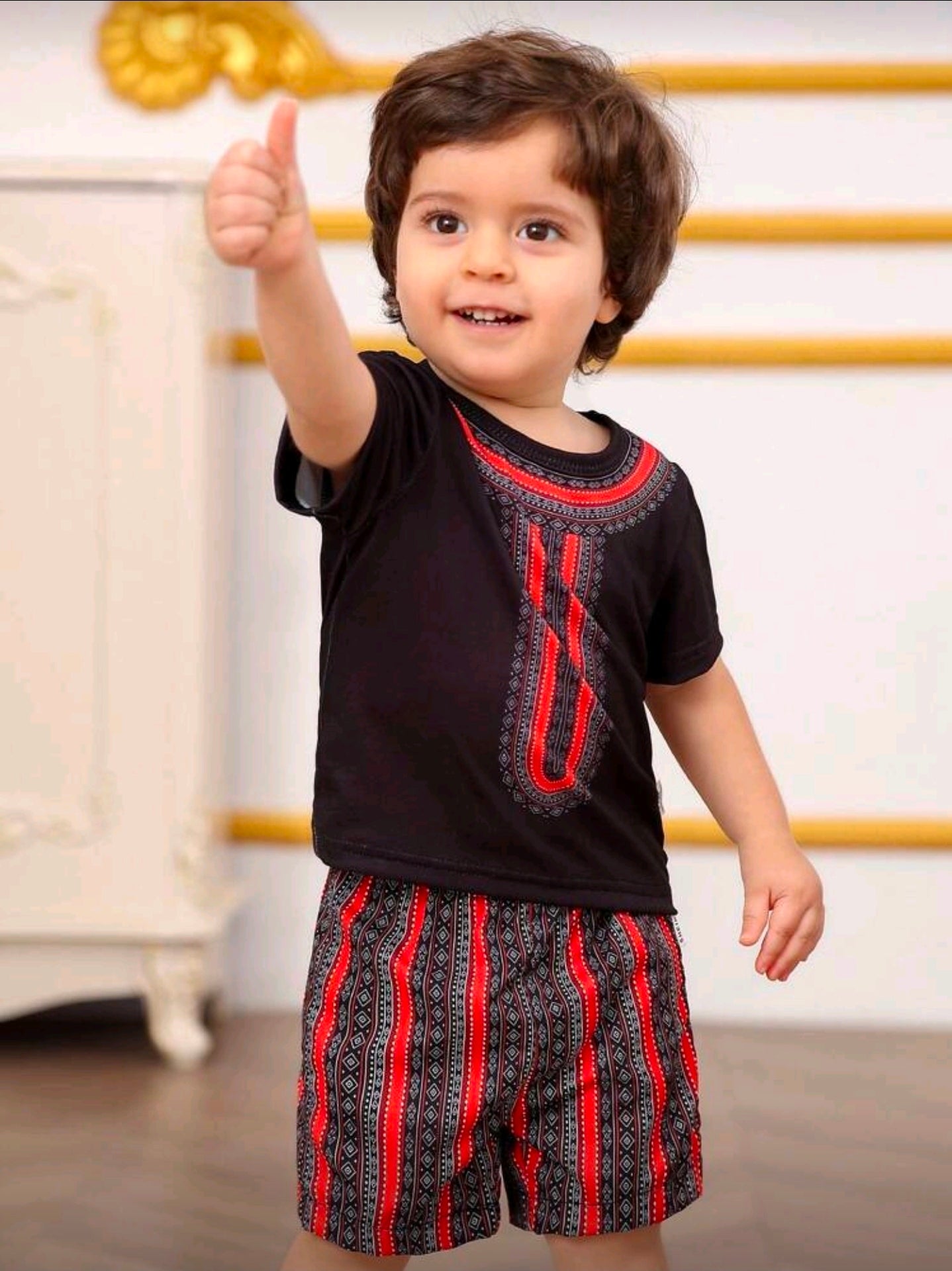 Baby Boy Black Graphic Print Collar Short Sleeve T-Shirt And Shorts Set, Suitable For Multiple Occasions