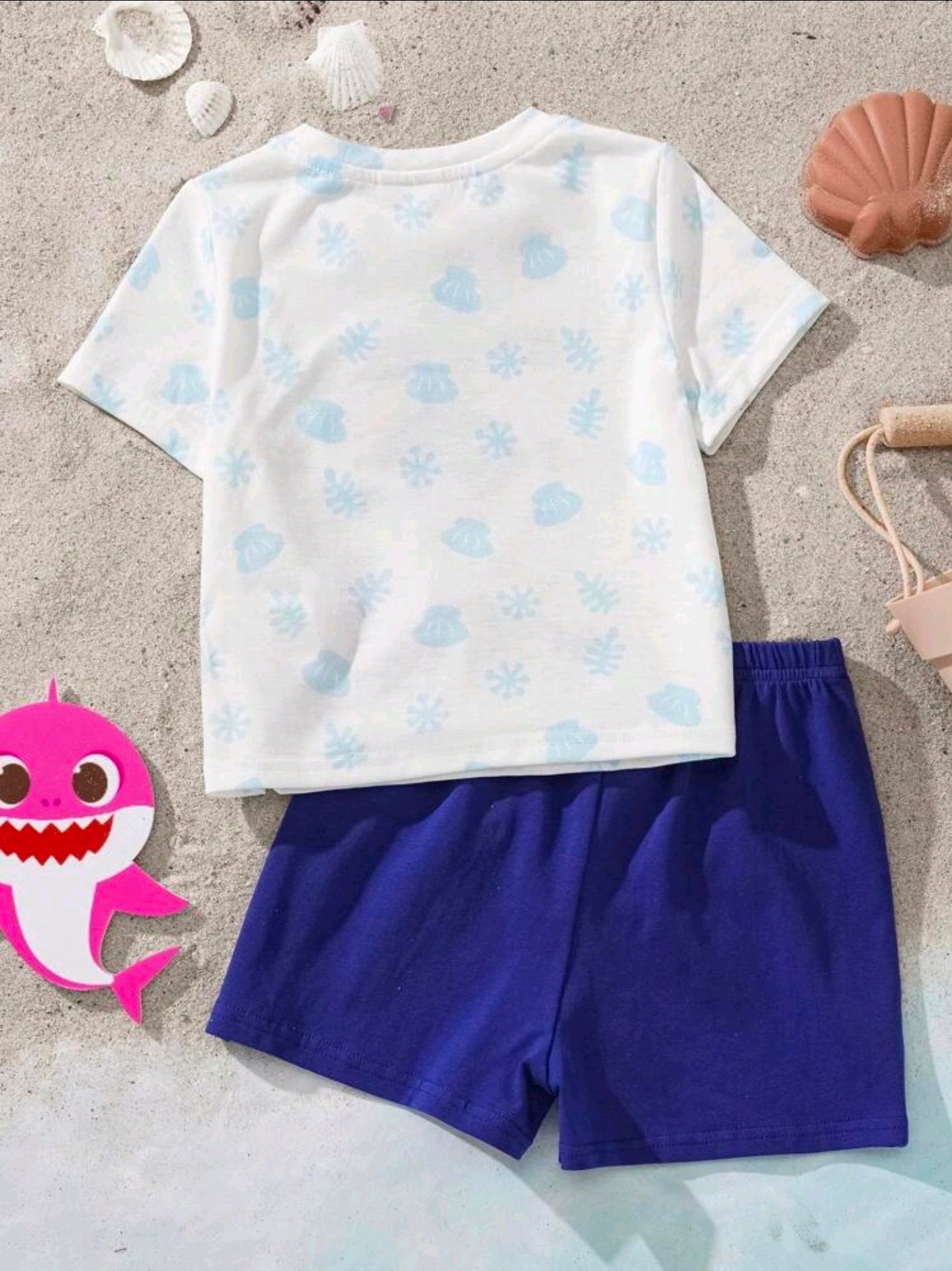 BABY SHARK X SHEIN Baby Boy Summer Cute Cartoon Shark Family Printed Short Sleeve T-Shirt & Shorts 2 Pieces Set