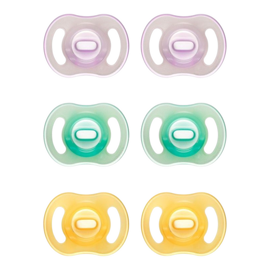 Tommee Tippee Ultra Light Night Glow Soother 2 Pack 0-6 Months
