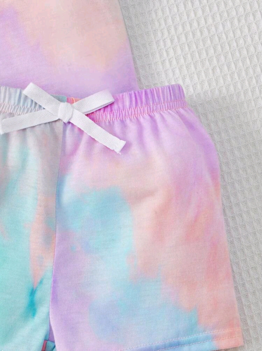 SHEIN Baby Girl 2pcs/Set Tie-Dye Round Neck Short-Sleeved T-Shirt Elastic Waist Butterfly-Knotted Shorts Casual Summer Outfit -(size 18-24M)