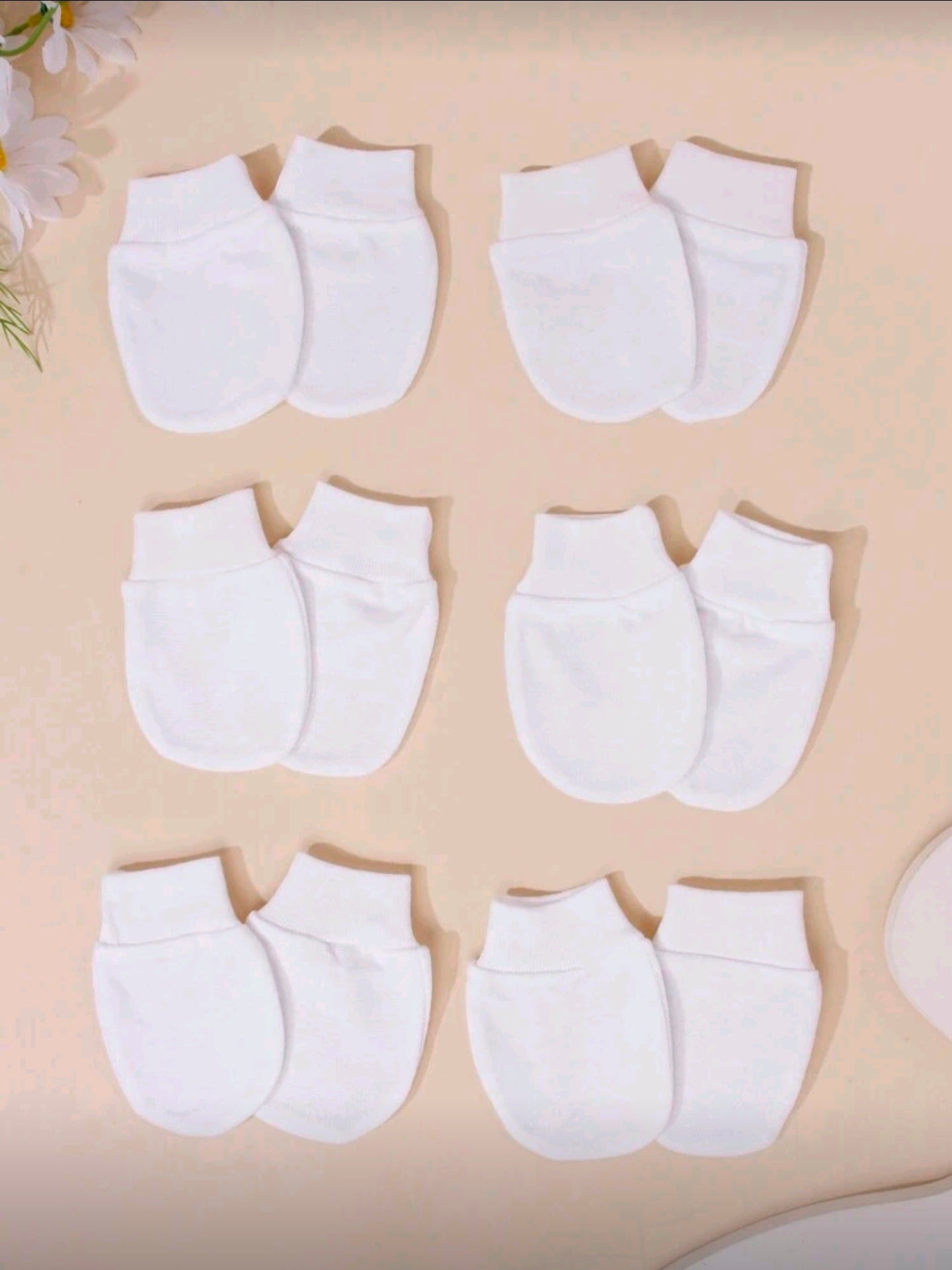 6 Pairs Of All-White Infant Anti-Scratch Mittens, Newborn Protective Gloves For Daily Wear