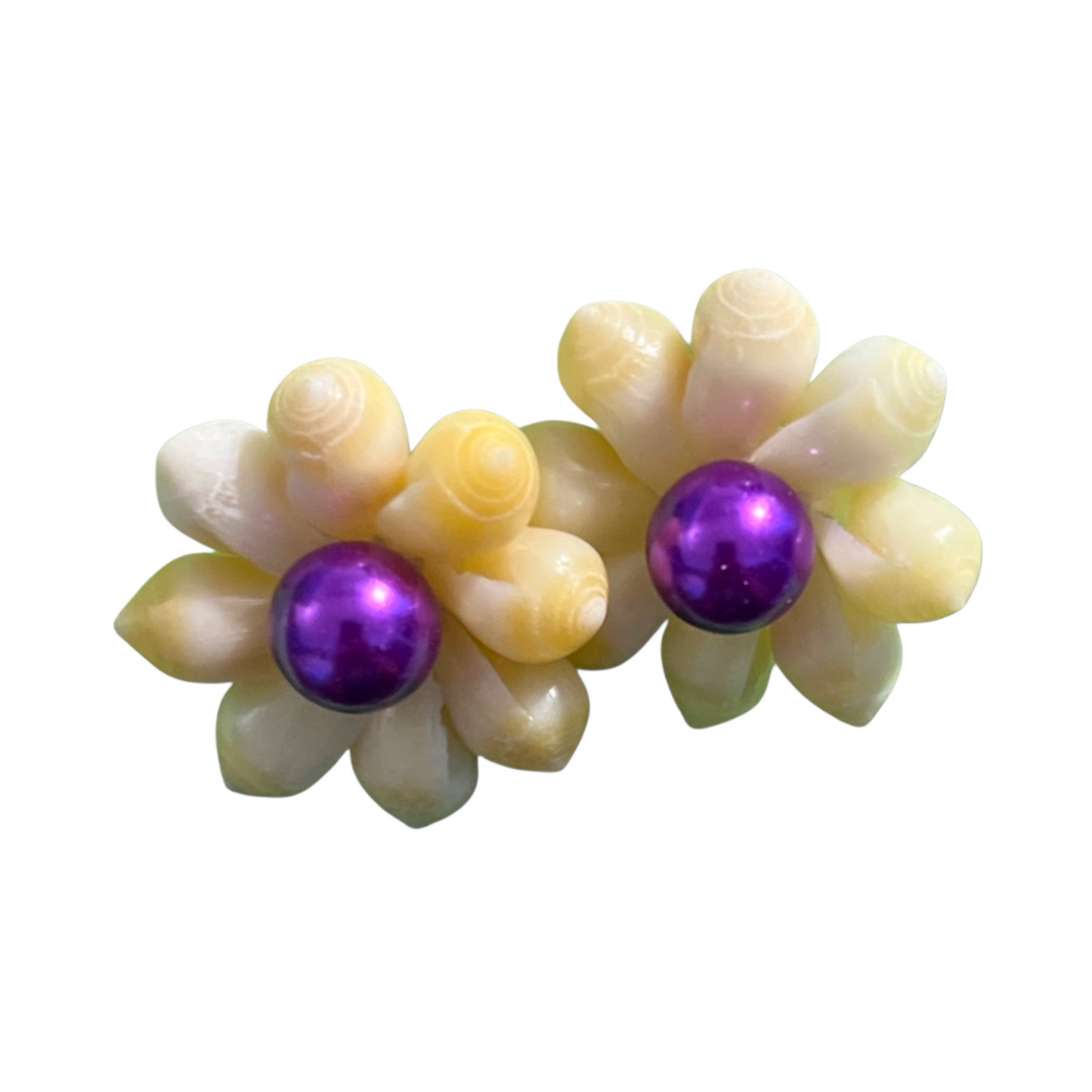 flower-shaped shell earrings