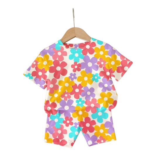 SHEIN Cute Colorful Hand-Painted Floral Cartoon Pattern, Baby Girl Casual Holiday Round Neck Short Sleeve T-Shirt And Skinny Shorts Set, Suitable For Spring/Summer -(size 6-9M)