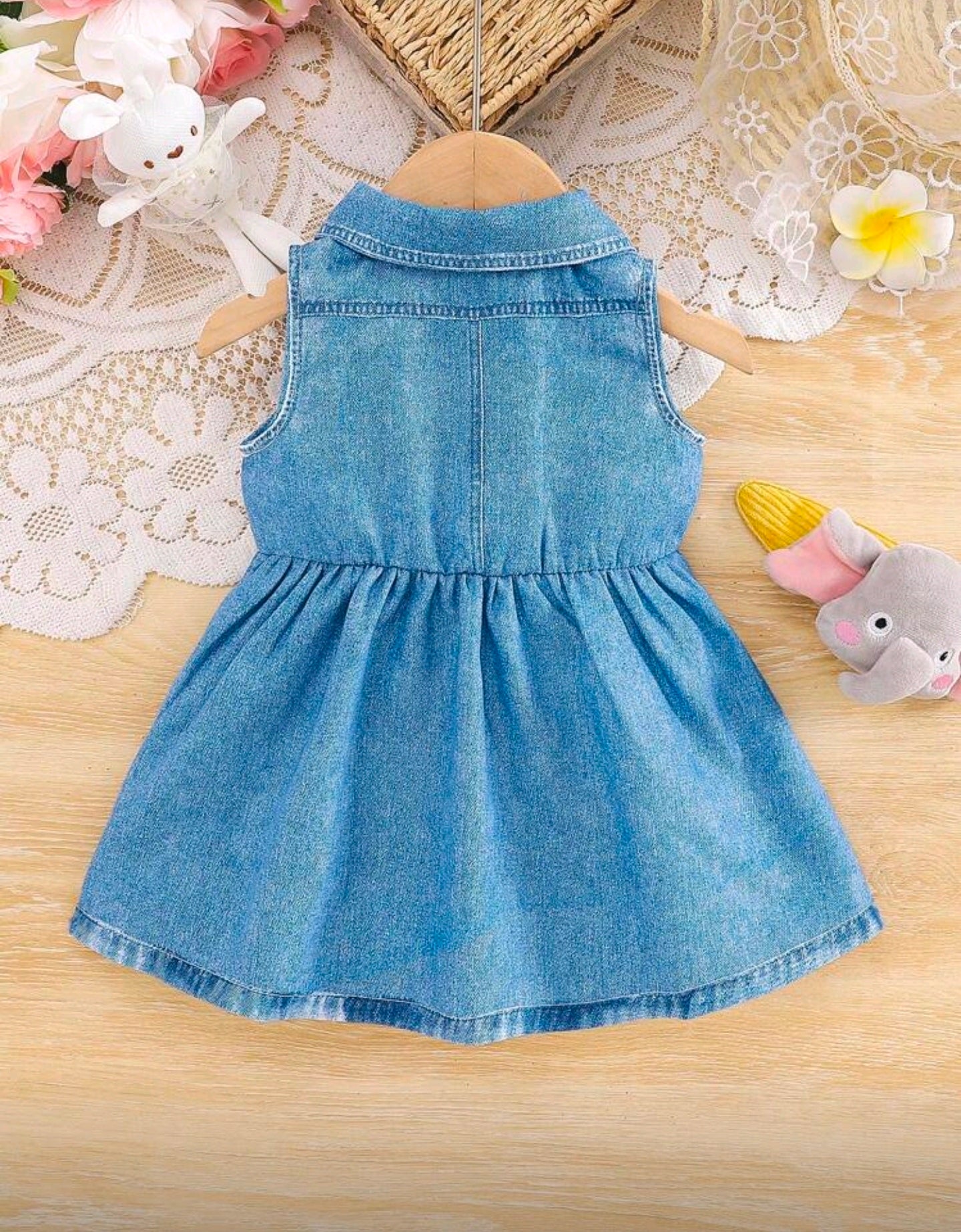 SHEIN 1pc Baby Girls Turndown Collar Open Button Sleeveless Denim Print Cartoon Animal Graphic Cute Fashion Casual Vintage Blouson Dress, Light Blue Summer New Style Fall Winter